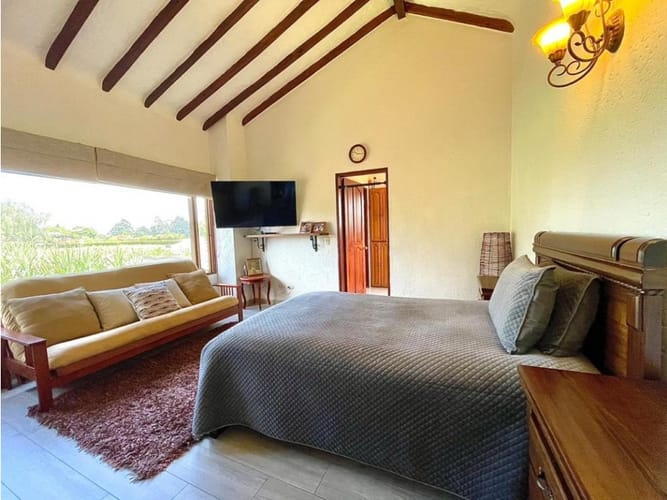 Casa de 4 alcobas en venta en Llano Grande, Rionegro, 550 m² · foto 10 de 24