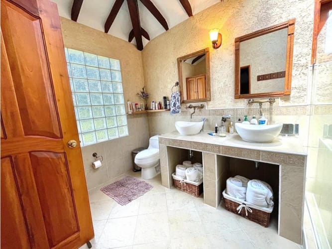 Casa de 4 alcobas en venta en Llano Grande, Rionegro, 550 m² · foto 16 de 24