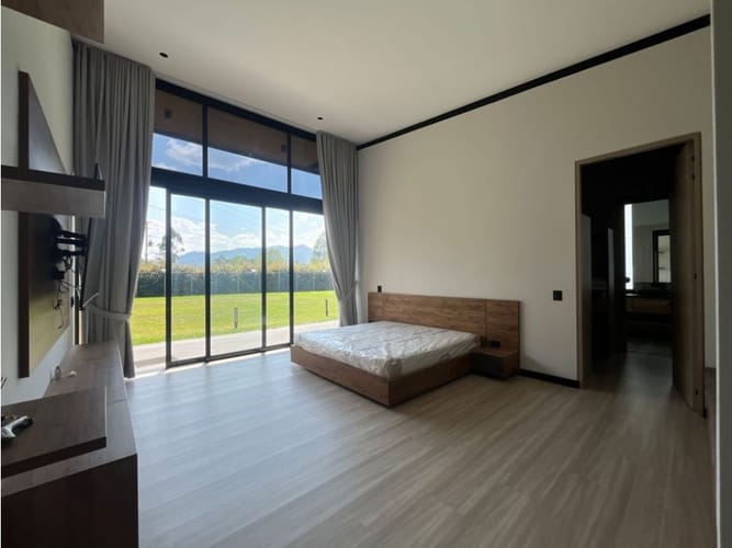Casa de 3 alcobas en venta en Llano Grande, Rionegro, 576 m² · foto 9 de 13