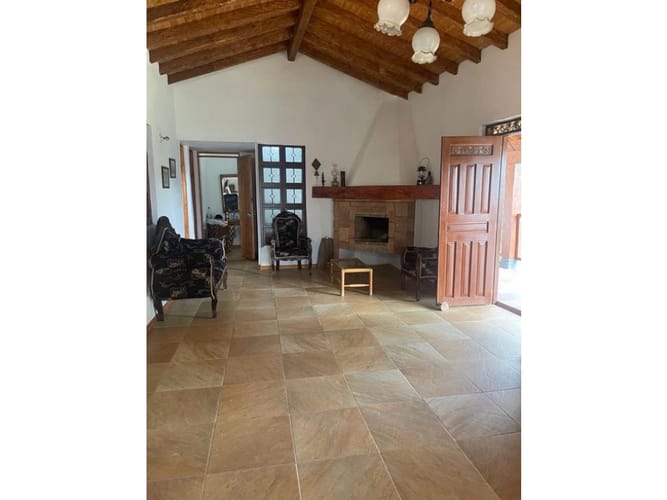 Casa de 5 alcobas en venta en Belen Sur, Rionegro, 380 m² · foto 9 de 13
