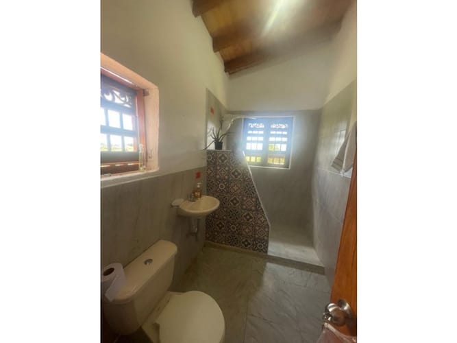 Casa de 5 alcobas en venta en Belen Sur, Rionegro, 380 m² · foto 12 de 13