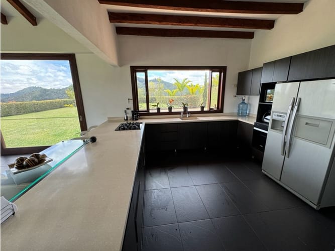 Casa de 4 alcobas en venta en Puente Pelaez, El Retiro, 380 m² · foto 3 de 22