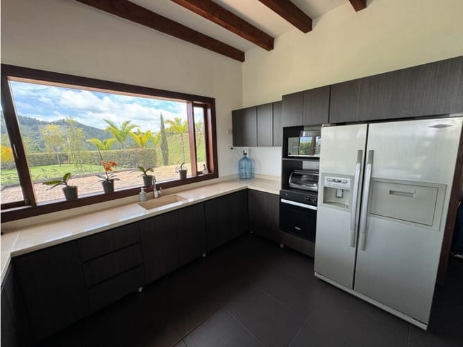 Casa de 4 alcobas en venta en Puente Pelaez, El Retiro, 380 m² · foto 4 de 22