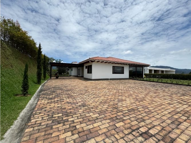 Casa de 4 alcobas en venta en Puente Pelaez, El Retiro, 380 m² · foto 6 de 22