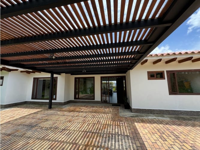 Casa de 4 alcobas en venta en Puente Pelaez, El Retiro, 380 m² · foto 11 de 22