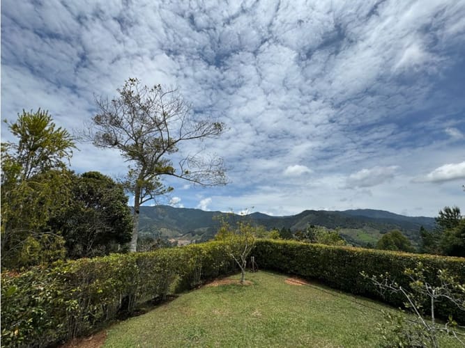 Casa de 4 alcobas en venta en Puente Pelaez, El Retiro, 380 m² · foto 21 de 22