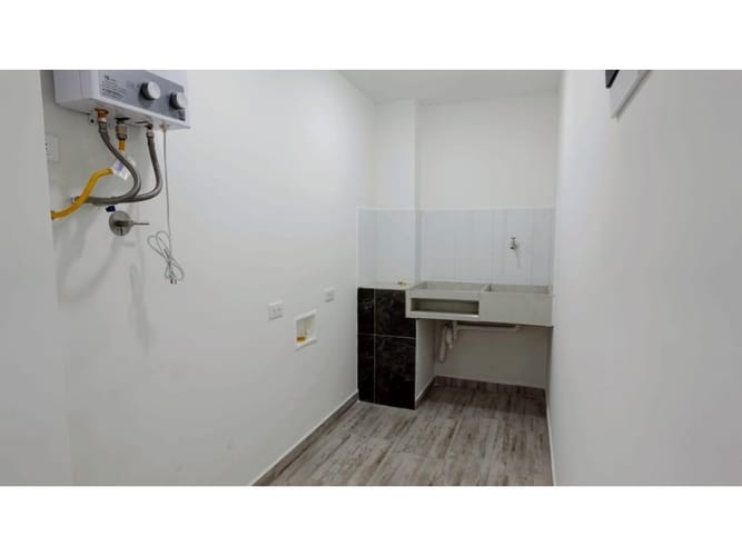 Casa de 3 alcobas en venta en La Ceja, 128 m² · foto 7 de 15