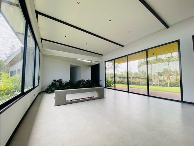 Casa de 3 alcobas en venta en Llano Grande, Rionegro, 424 m² · foto 6 de 24