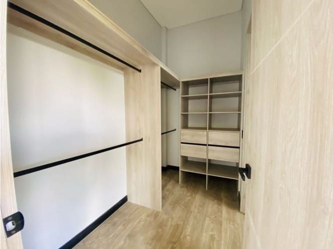 Casa de 3 alcobas en venta en Llano Grande, Rionegro, 424 m² · foto 15 de 24