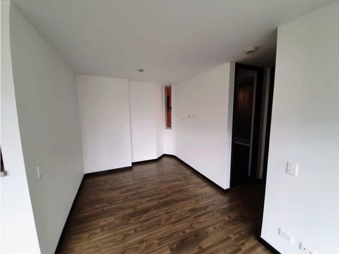 Apartamento de 2 alcobas en venta en Las Vegas, Envigado, 78 m² · foto 4 de 10