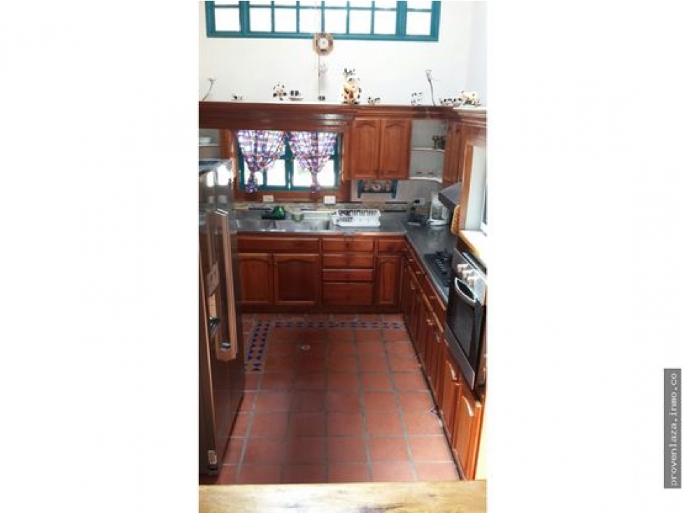 Casa de 6 alcobas en venta en Simon Bolivar Sb (Centro), Copacabana, 950 m² · foto 5 de 16