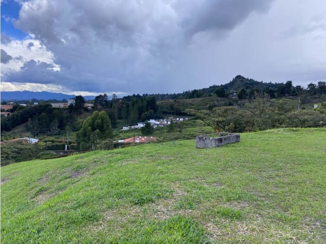 Lote en venta en Sajonia, Rionegro, 3360 m² · foto 10 de 10