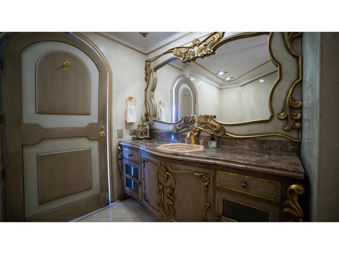 Apartamento de 6 alcobas en venta en Los Balsos, Medellín, 870 m² · foto 4 de 24