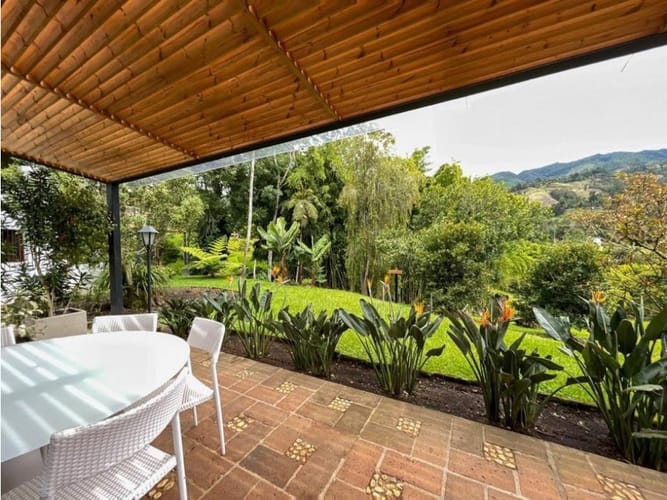 Casa de 3 alcobas en venta en Los Salados, El Retiro, 420 m² · foto 2 de 24