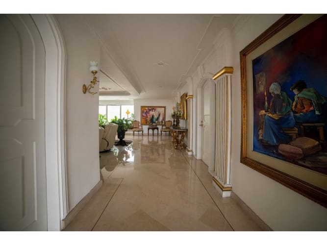 Apartamento de 6 alcobas en venta en Los Balsos, Medellín, 870 m² · foto 17 de 24