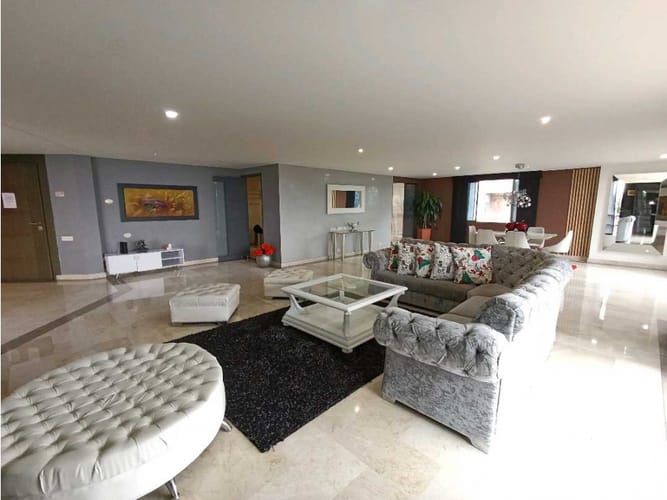 Apartamento de 4 alcobas en venta en San Lucas, Medellín, 400 m² · foto 6 de 24