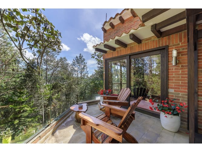 Casa de 4 alcobas en venta en Carrizales, Medellín, 500 m² · foto 7 de 18