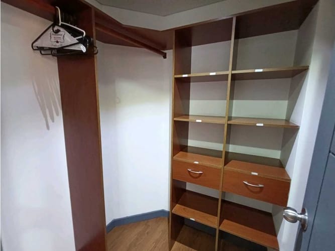 Apartamento de 4 alcobas en venta en San Lucas, Medellín, 400 m² · foto 17 de 24