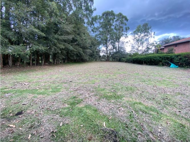 Lote en venta en Llano Grande, Rionegro, 1600 m² · foto 2 de 3