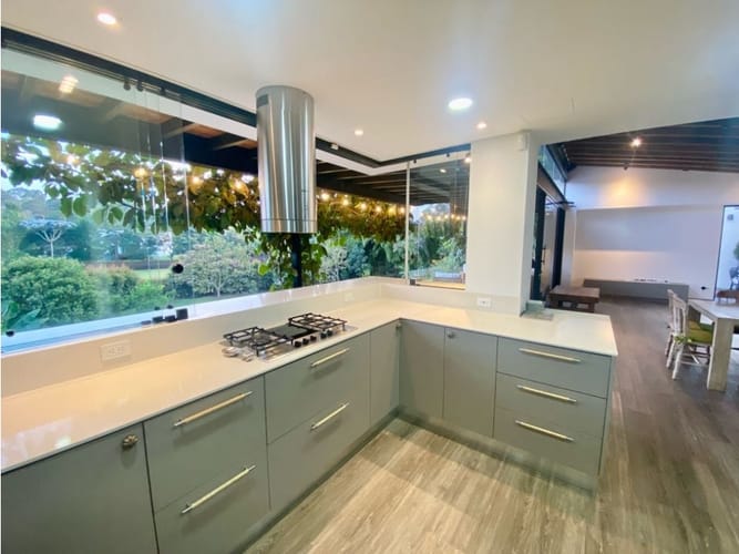 Casa de 4 alcobas en venta en Llano Grande, Rionegro, 360 m² · foto 9 de 24