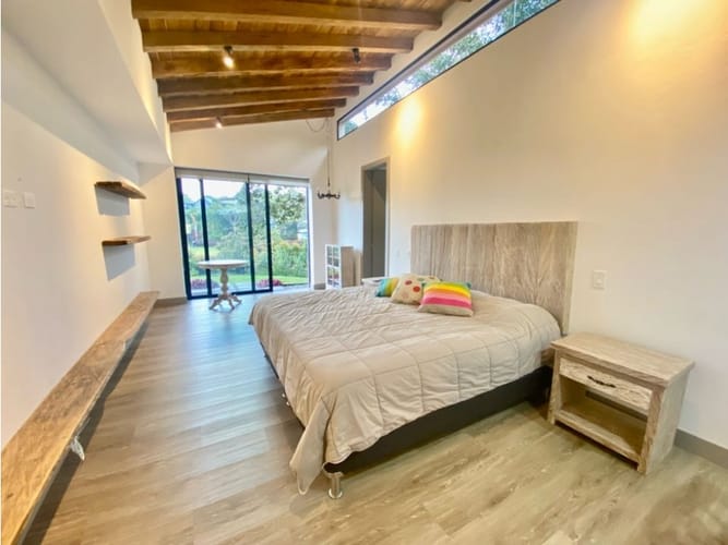 Casa de 4 alcobas en venta en Llano Grande, Rionegro, 360 m² · foto 17 de 24