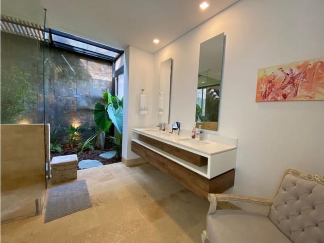 Casa de 3 alcobas en venta en Las Palmas, Medellín, 400 m² · foto 11 de 16