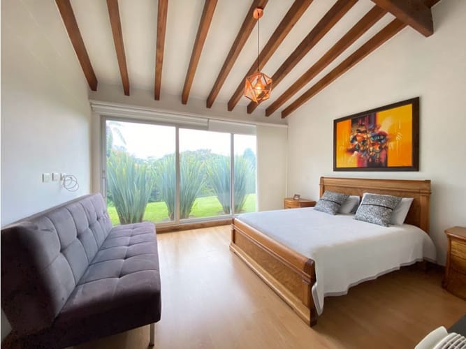 Casa de 3 alcobas en venta en Llano Grande, Rionegro, 384 m² · foto 14 de 24