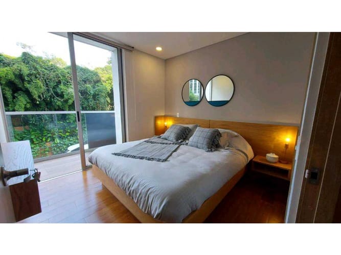 Apartamento de 2 alcobas en arriendo en El Castillo, Medellín, 72 m² · foto 11 de 15