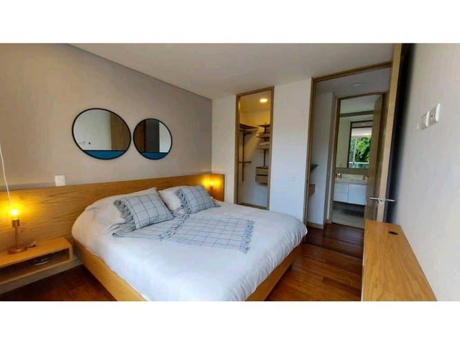 Apartamento de 2 alcobas en arriendo en El Castillo, Medellín, 72 m² · foto 12 de 15