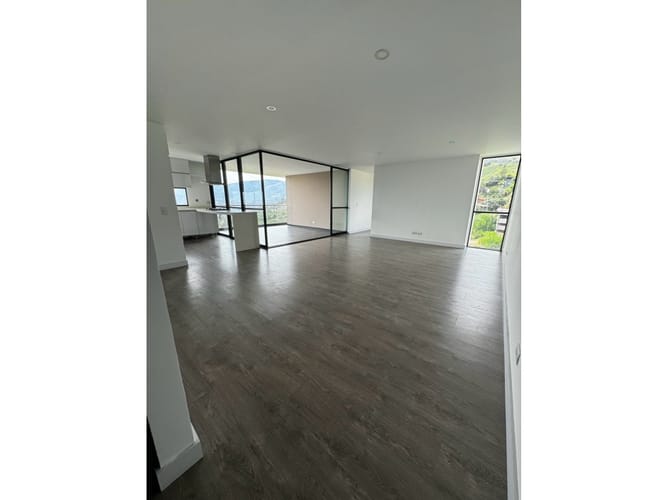 Apartamento de 3 alcobas en venta en Sabaneta Real, Sabaneta, 158 m² · foto 1 de 16