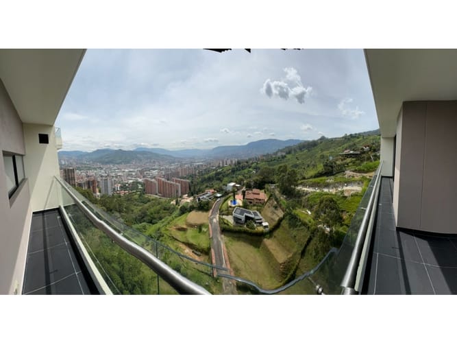 Apartamento de 3 alcobas en venta en Sabaneta Real, Sabaneta, 158 m² · foto 2 de 16