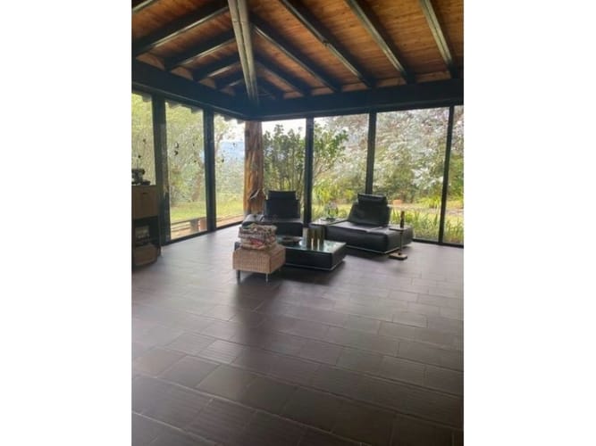 Casa de 4 alcobas en venta en El Retiro, 400 m² · foto 4 de 18