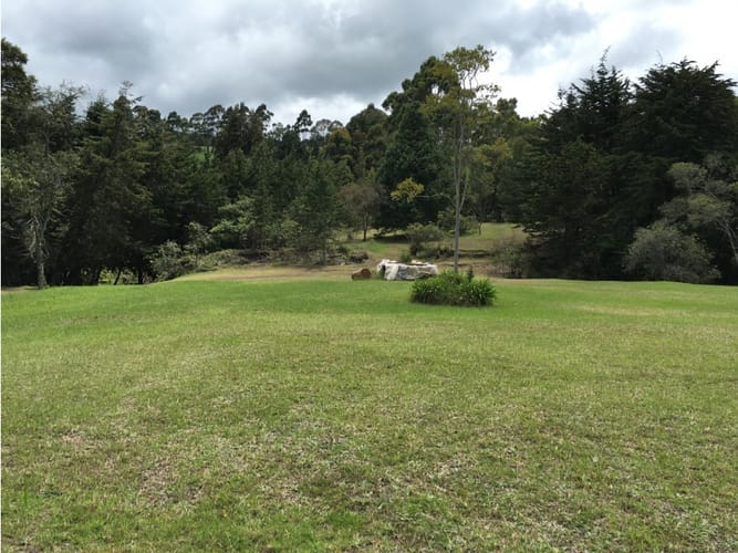 Lote en venta en Loreto, Medellín, 12000 m² · foto 4 de 7