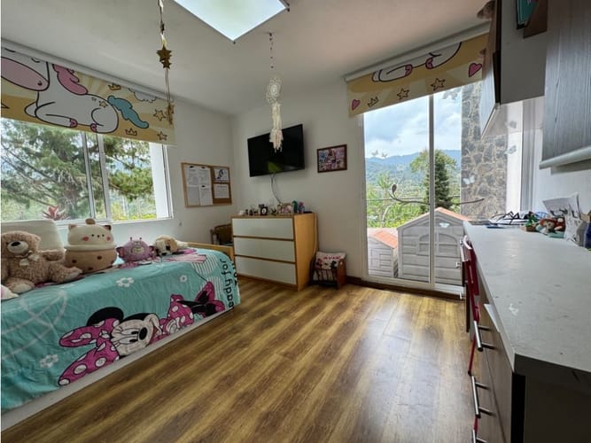 Casa de 4 alcobas en venta en Santa Elena, El Retiro, 252 m² · foto 11 de 20