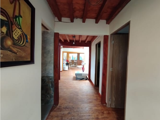 Casa de 6 alcobas en venta en El Zango, Guarne, 300 m² · foto 19 de 24