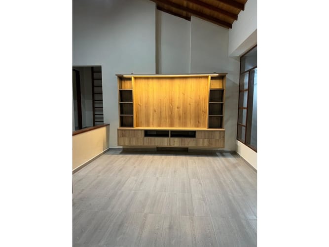 Casa de 4 alcobas en venta en El Tambo, La Ceja, 290 m² · foto 3 de 18