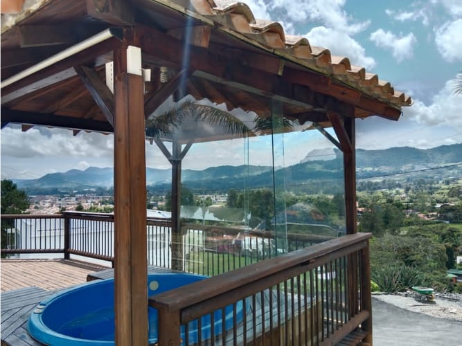 Casa de 6 alcobas en venta en La Milagrosa, La Ceja, 300 m² · foto 11 de 24