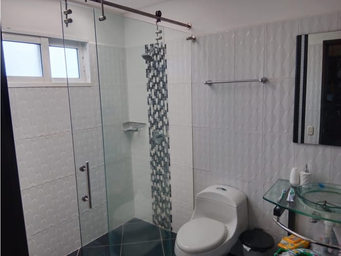 Casa de 6 alcobas en venta en La Milagrosa, La Ceja, 300 m² · foto 14 de 24