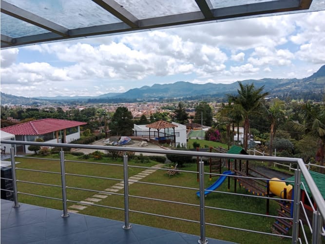 Casa de 6 alcobas en venta en La Milagrosa, La Ceja, 300 m² · foto 15 de 24