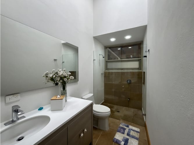 Casa de 8 alcobas en venta en El Retiro, 850 m² · foto 15 de 24