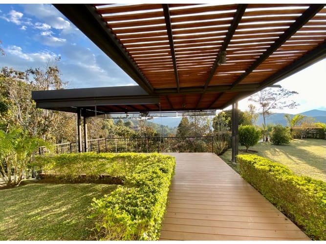 Casa de 3 alcobas en venta en El Retiro, 387 m² · foto 3 de 14