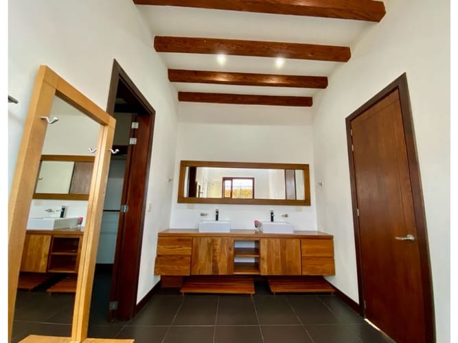 Casa de 3 alcobas en venta en El Retiro, 387 m² · foto 10 de 14