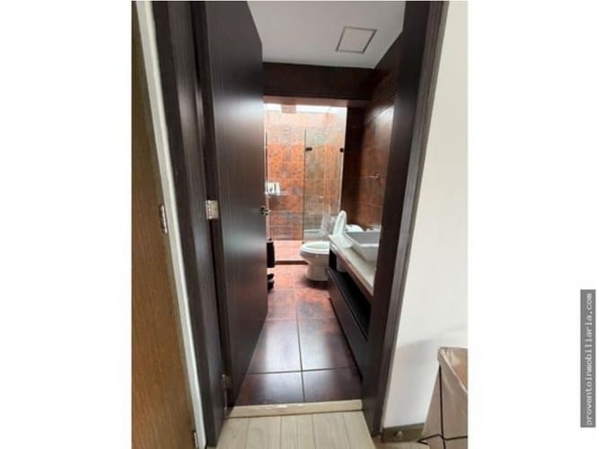 Casa de 5 alcobas en venta en Llano Grande, Rionegro, 1000 m² · foto 8 de 24