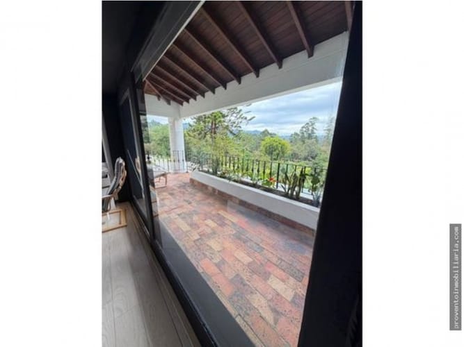 Casa de 5 alcobas en venta en Llano Grande, Rionegro, 1000 m² · foto 10 de 24