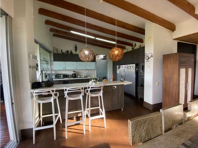Casa de 4 alcobas en venta en Pontezuela, Rionegro, 500 m² · foto 2 de 21