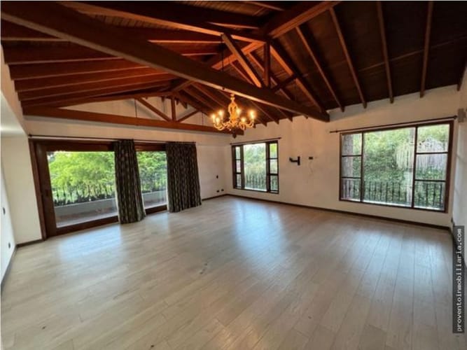 Casa de 5 alcobas en venta en Llano Grande, Rionegro, 1000 m² · foto 13 de 24