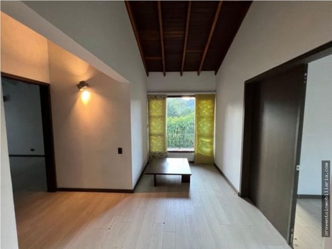 Casa de 5 alcobas en venta en Llano Grande, Rionegro, 1000 m² · foto 18 de 24