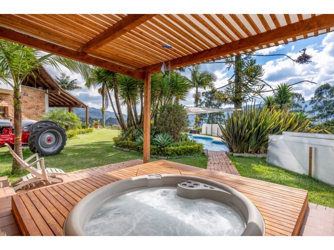 Casa de 5 alcobas en venta en Los Salados, El Retiro, 450 m² · foto 4 de 24