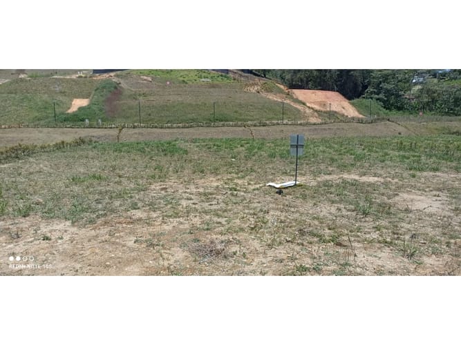Lote en venta en El Porvenir, Rionegro, 1398 m² · foto 5 de 8