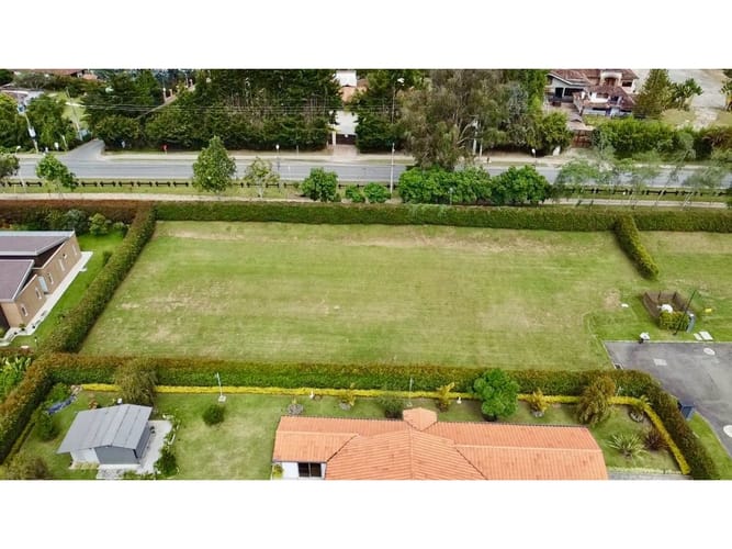 Lote en venta en Llano Grande, Rionegro, 1892 m² · foto 3 de 5